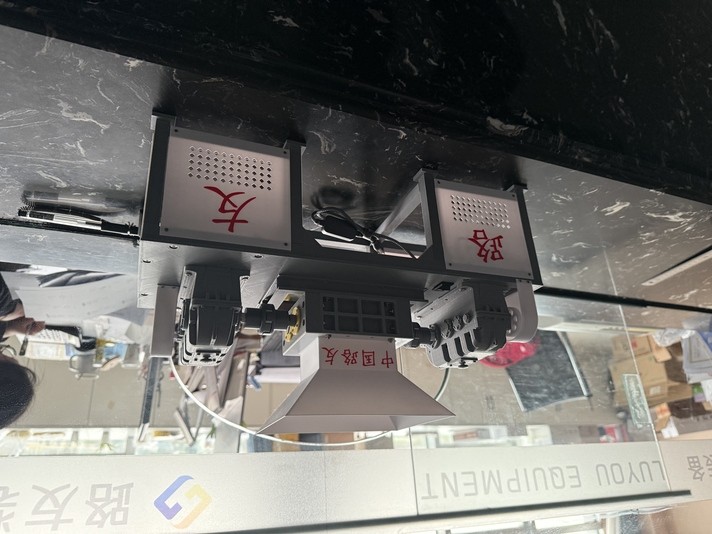 為給客戶帶來更好的觀感體驗，路友將撕碎機做成了1：1的模型