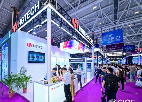 標(biāo)題基礎(chǔ)，實(shí)力就不基礎(chǔ)~ 華工激光亮相海內(nèi)外雙城展