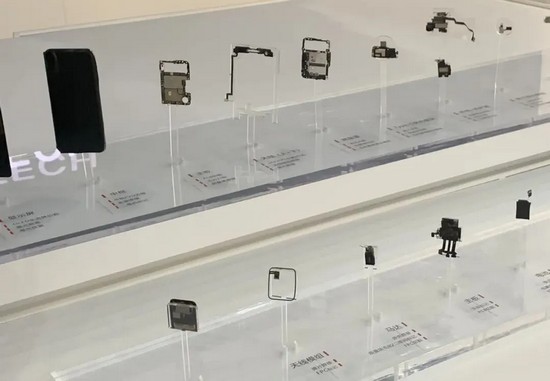 破局突圍！全球科技巨頭爭(zhēng)相布局，下一個(gè)萬(wàn)億市場(chǎng)，湖北亮出兩張王牌，撬動(dòng)全局！